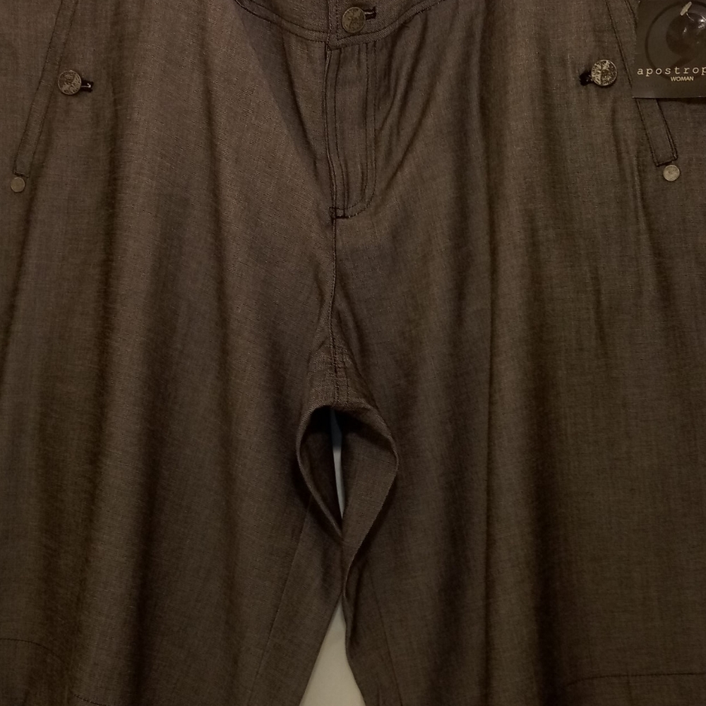 APOSTROPHE WOMEN'S DRESS SHORTS - Picture 2 of 9